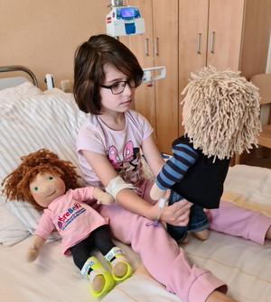 Handicap Dolls im Krankenhaus im Einsatz