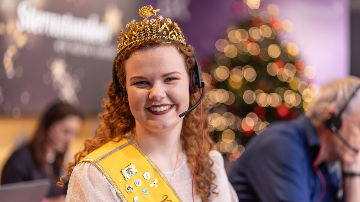 Honigprinzessin Anja Bürzer