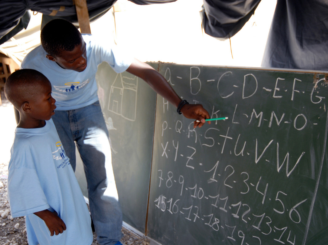 Schule im Hilfswerk auf Haiti