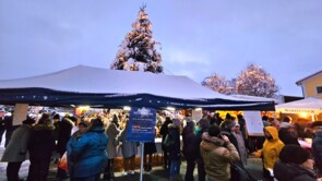 Sternstunden-Stand von Michael Gruber auf der Dorfweihnacht Gigant