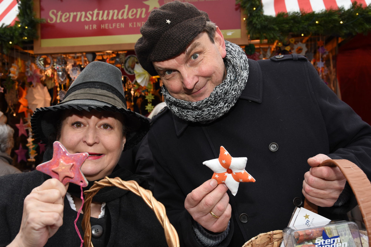 Christkindlesmarkt Nürnberg 2019 Lizzy Aumeier und Andreas Stock