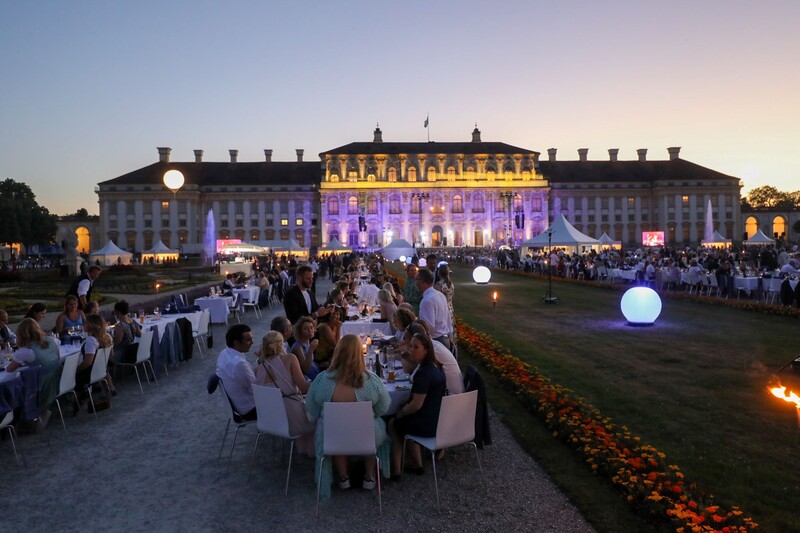 Schlossanlage Schleißheim bei Nacht