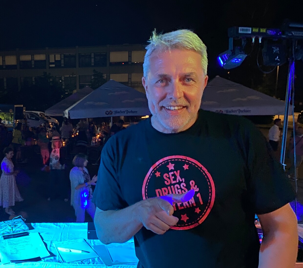 DJ Kauli weiß, was Menschen auf die Tanzfläche zieht.