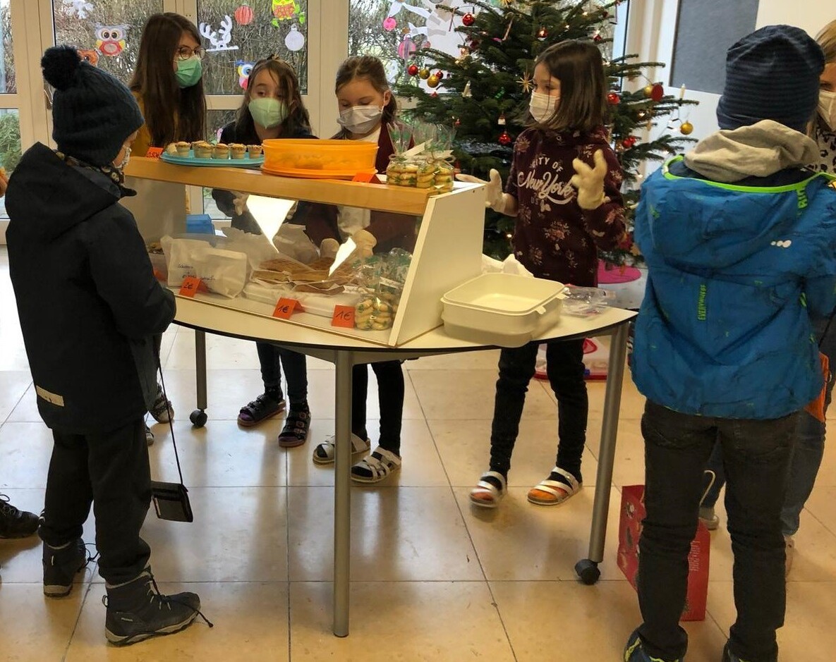 Pausenverkauf der Schülerinnen und Schüler