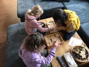 Spielende Kinder