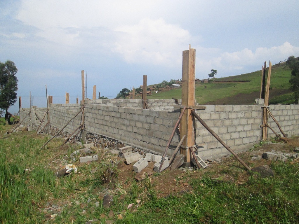 P89/2015 Bau einer Grundschule in Sanzi, Nord-Kivu, Demokratische Republik Kongo