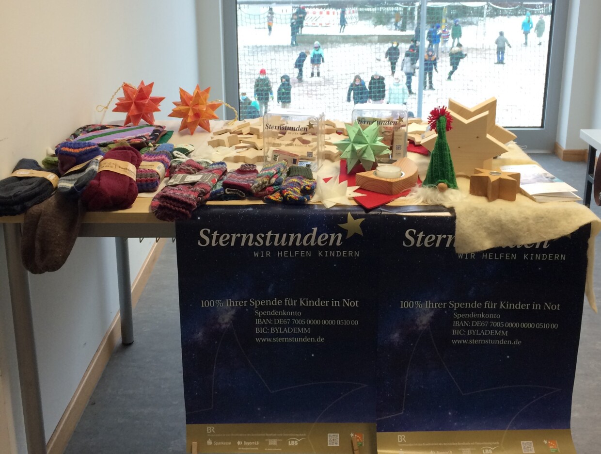 Grundschullehrerin Stubenhofer organisiert Weihnachtsmarkt 2021