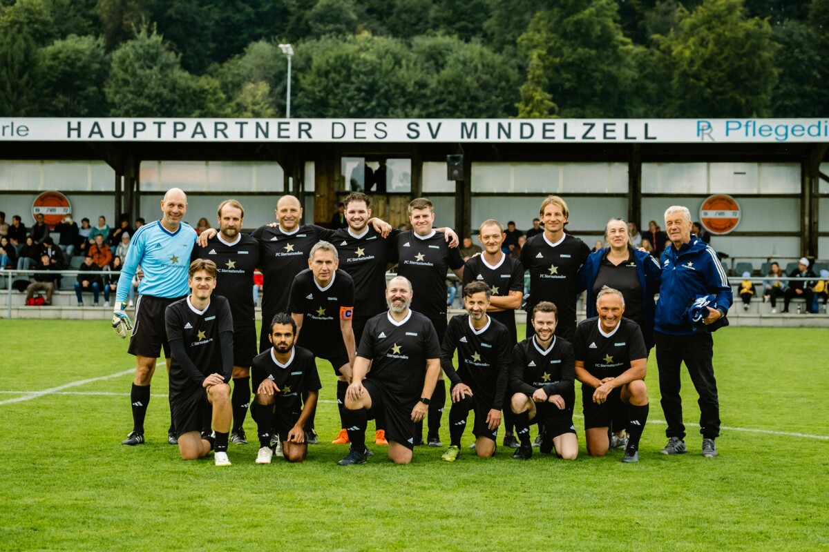 Mannschaft des FC Sternstunden