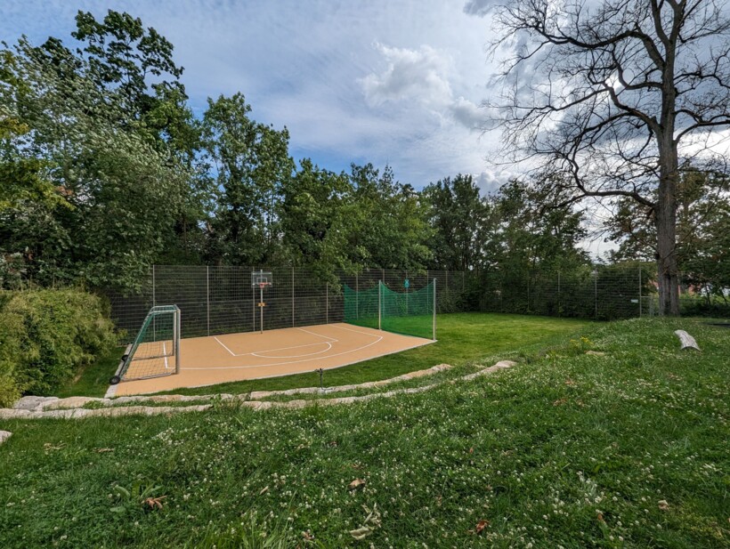 Sportplatz Leopoldina fertig