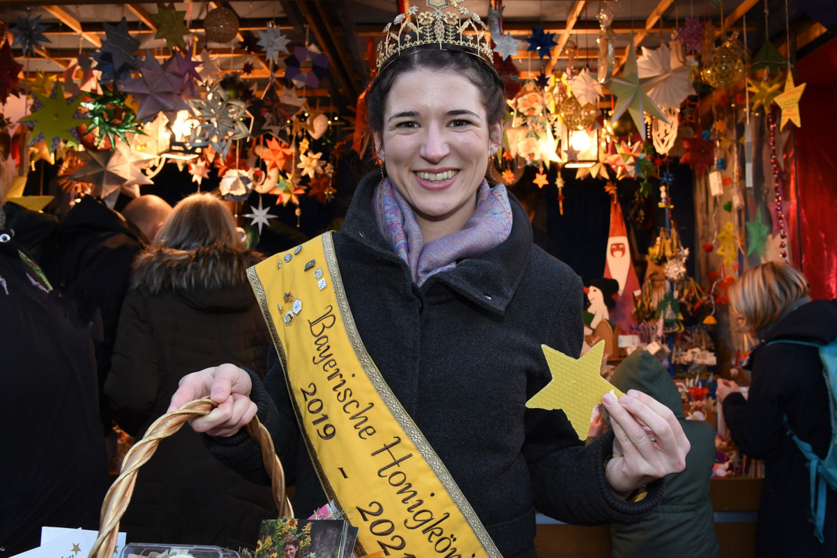 Christkindlesmarkt Nürnberg 2019 Katharina Gegg, Bayerische Honigkönigin
