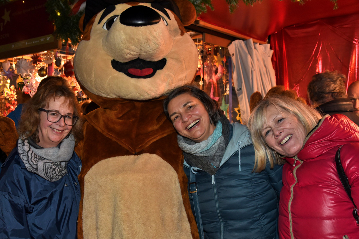 Christkindlesmarkt Nürnberg 2019, Gabi Leppert, PULS Open Air Bär, Nicole Burkard, Irmgard Hamann (v.l.)