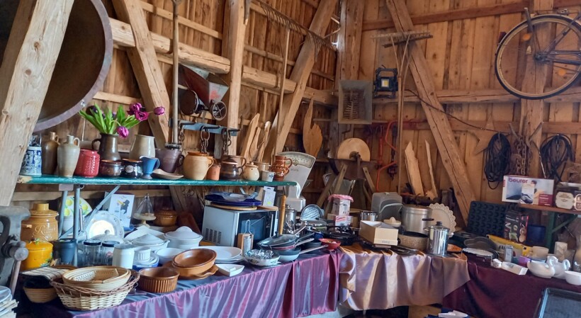 Flohmarkt in der Scheune